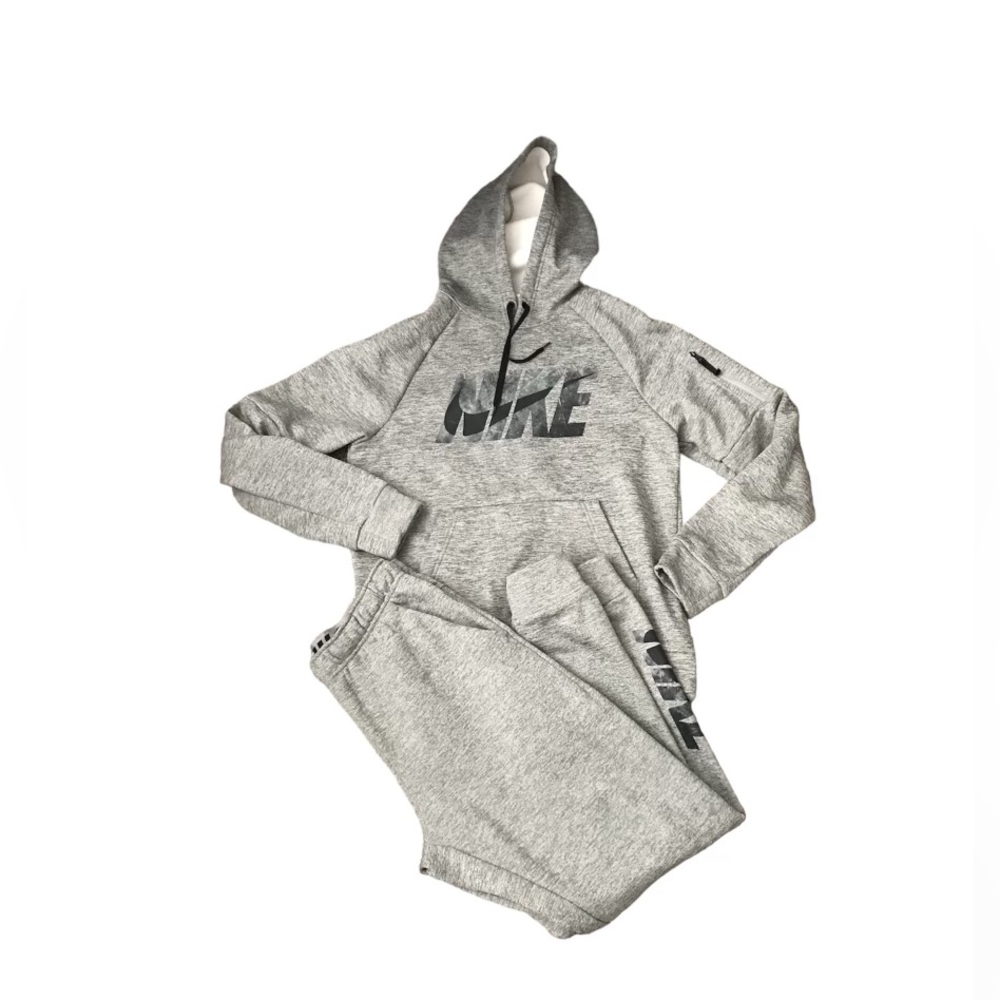 Nike Therma-Fit Suit Set
